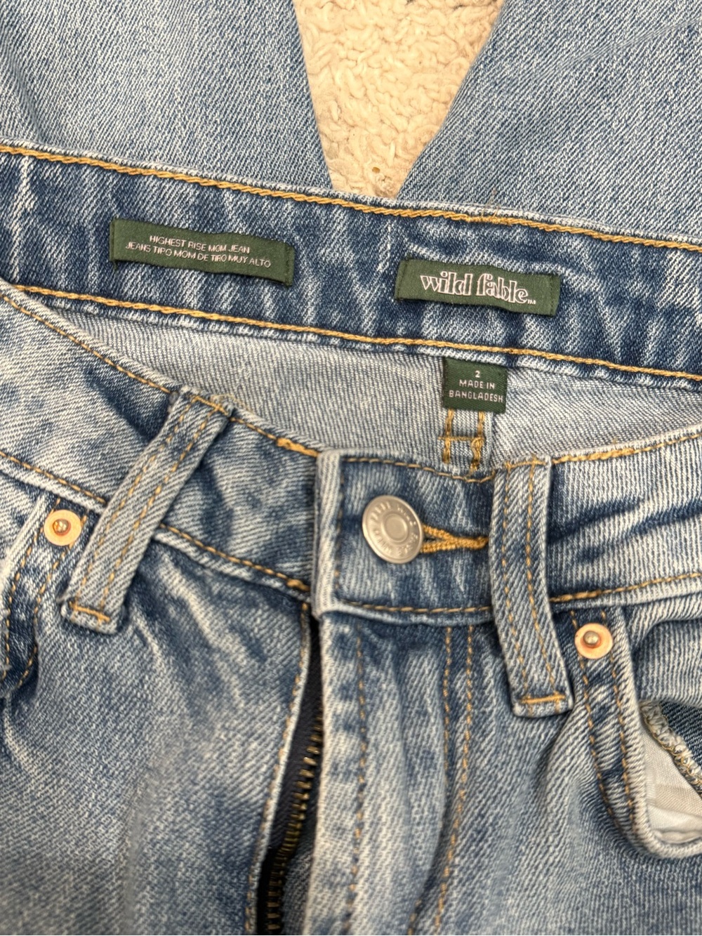 Women’s Highest Rise Mom Classic Light Wash Denim Jeans - Picture 5 of 5